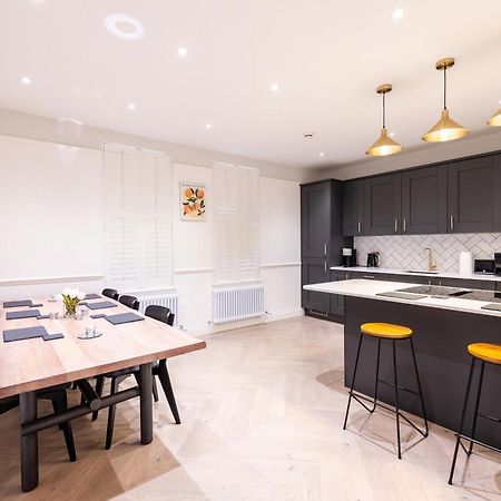 The Stanley Apartment Teddington Exterior photo